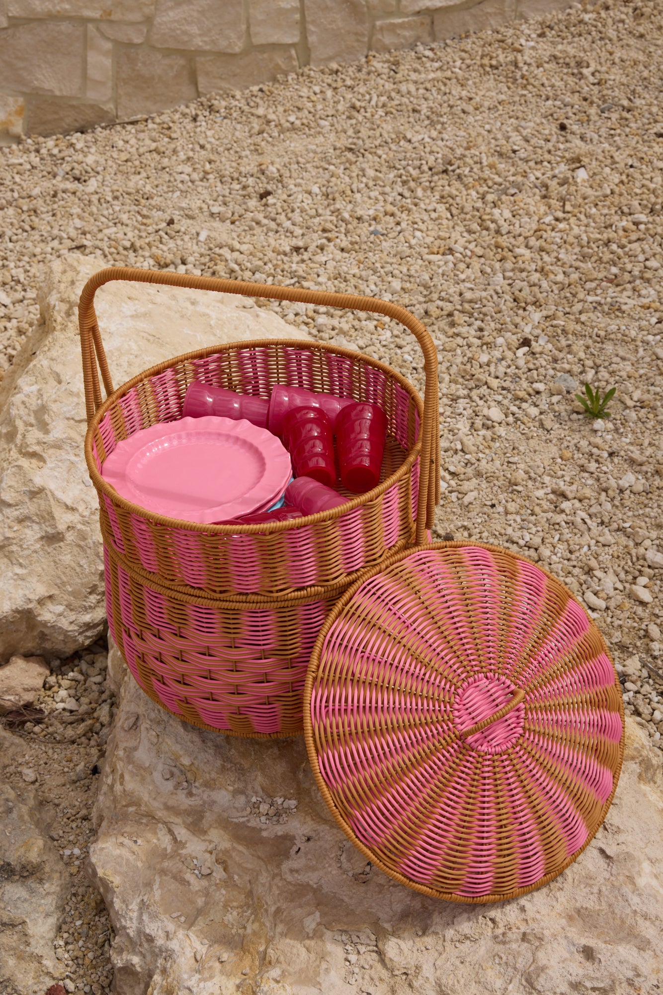 Pinky's Round Picnic Basket