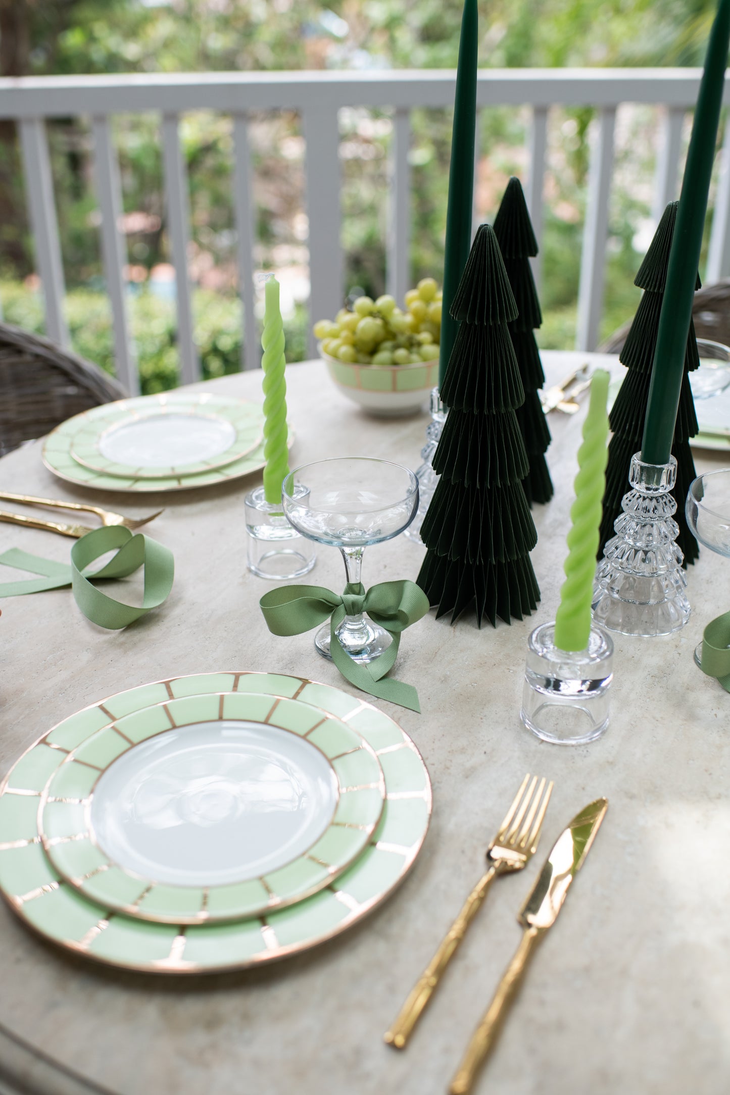 Sicily Dinner Set in Pistachio Green with Cutlery (Set of 6)