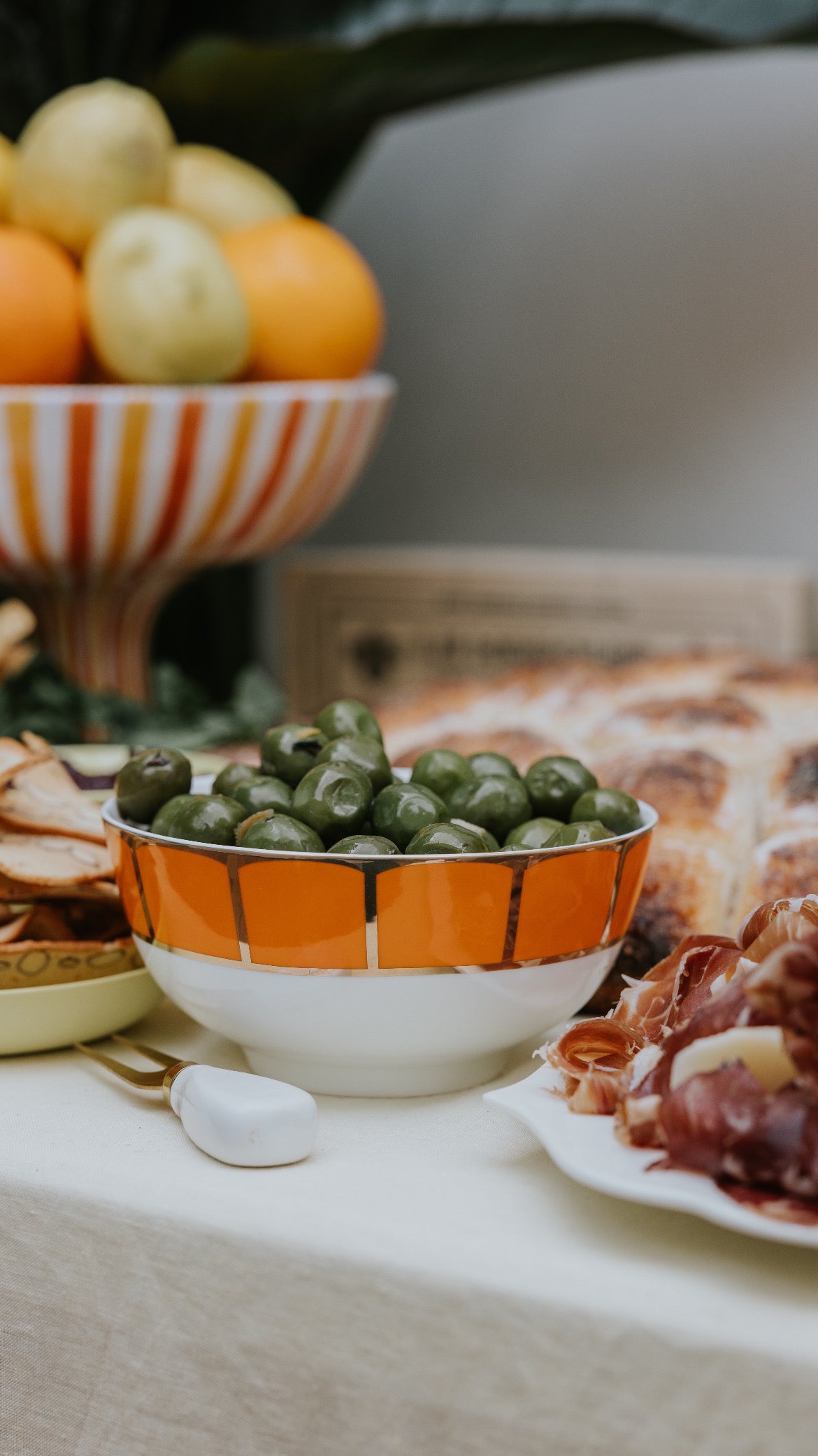 Sicily Dinner Bowl in Blood Orange