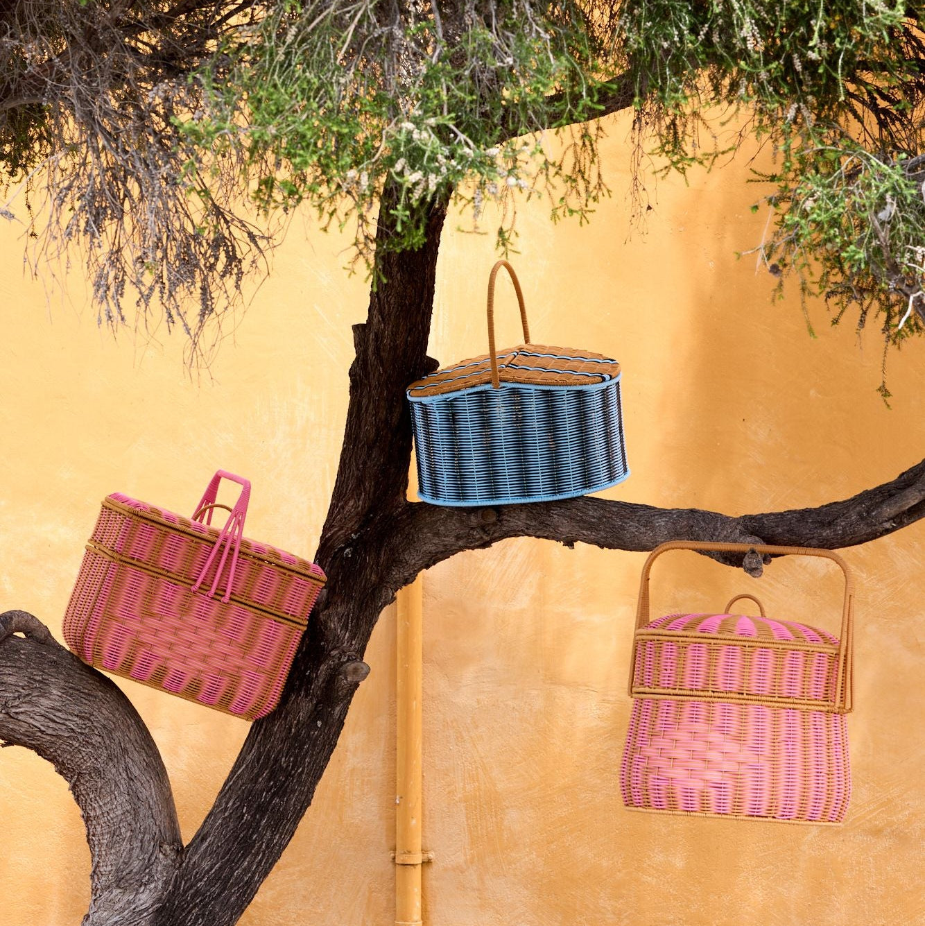 Basin Oval Picnic Basket